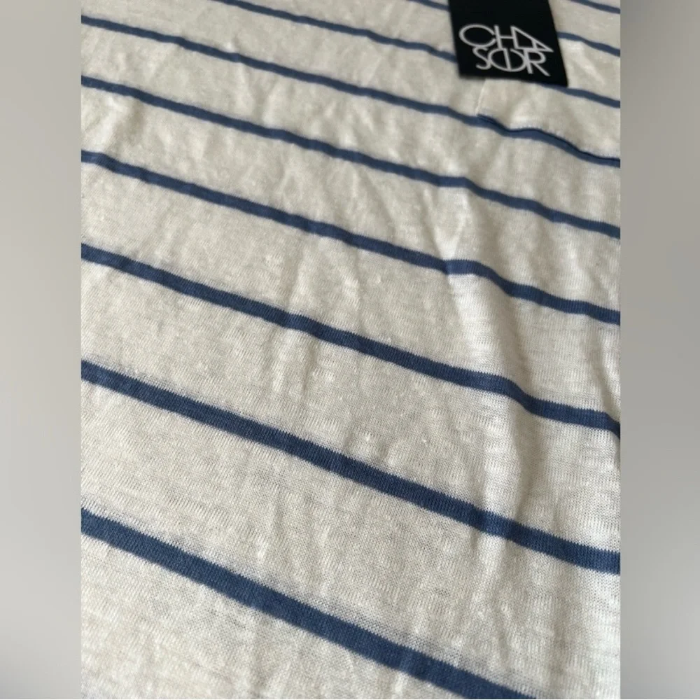 Chaser - Linen Blend Strappy Shoulder Cap
Sleeve Top - Medium - Picture 4 of 8